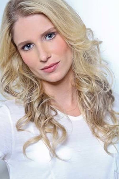 Júlia Lund foto