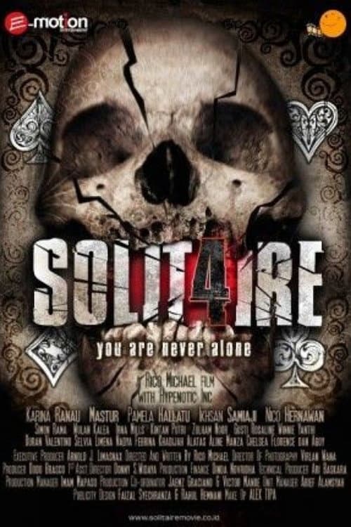 Solit4ire (2014) poster