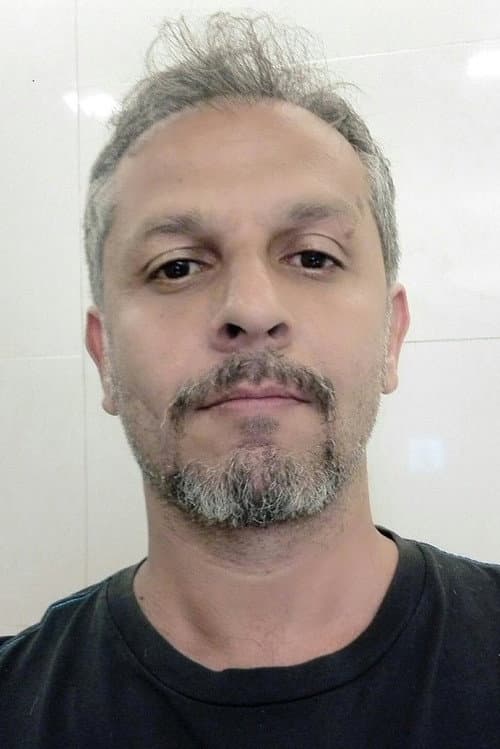 Kabir Bhatia foto