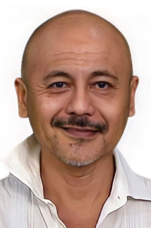 Michael Shaowanasai foto