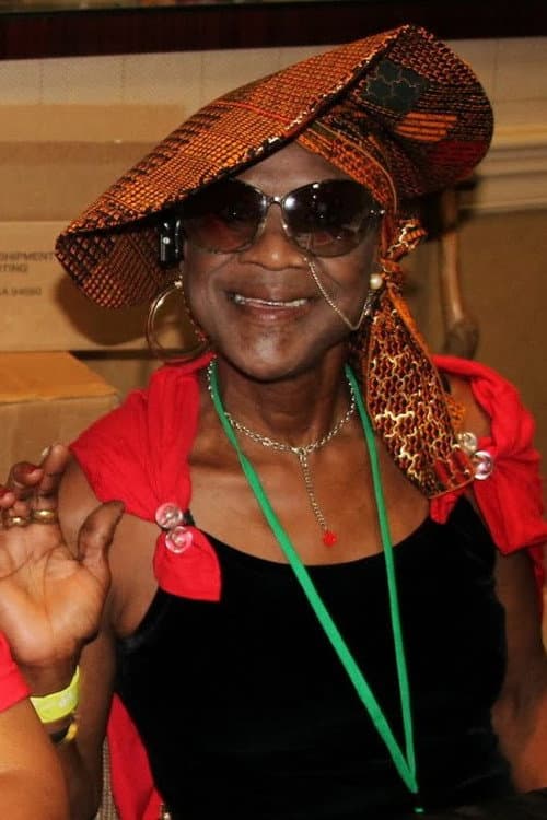 Shirley L. Jones foto