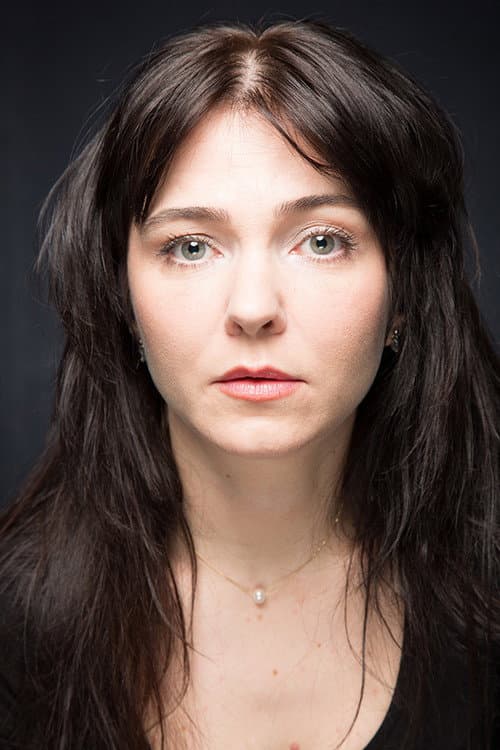 Simona Popescu foto