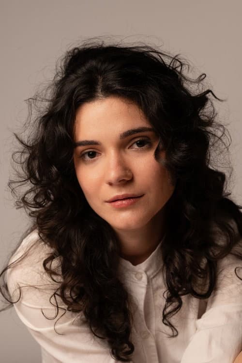 Alana Oliveira foto