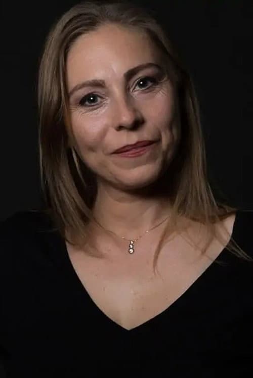 Jülide Güven foto