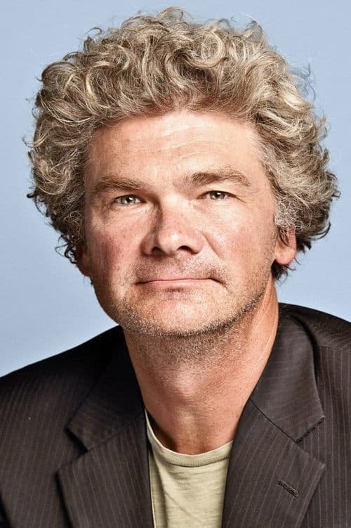 Simon Farnaby foto