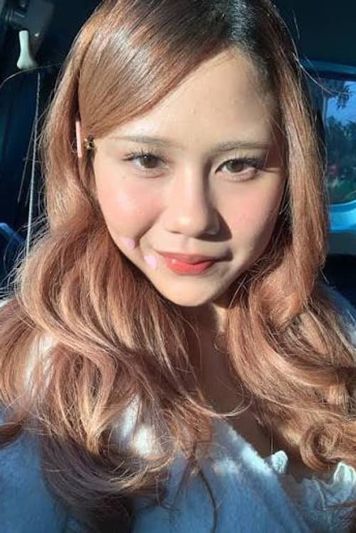 Nadin Amizah foto