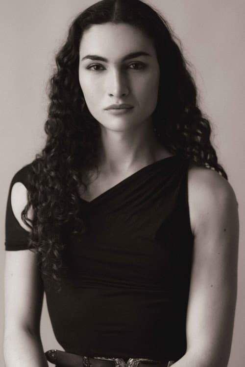 Mina Serrano foto