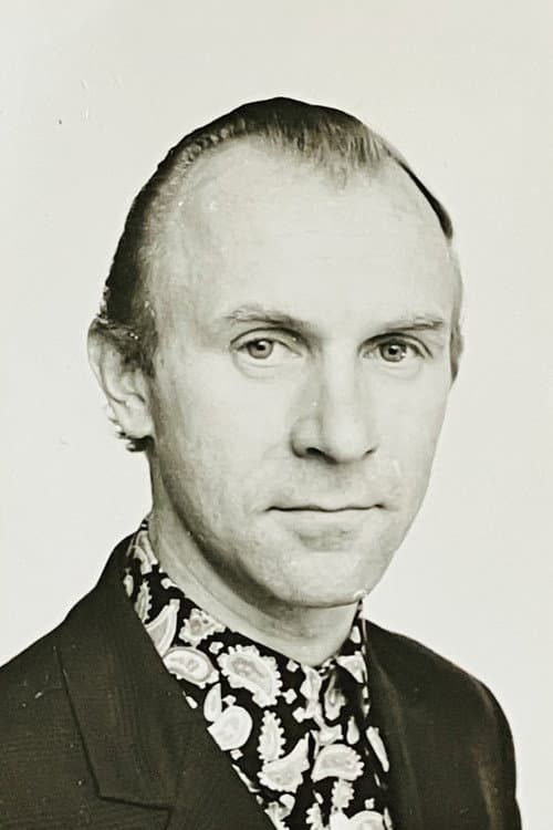 Олег Комаров foto