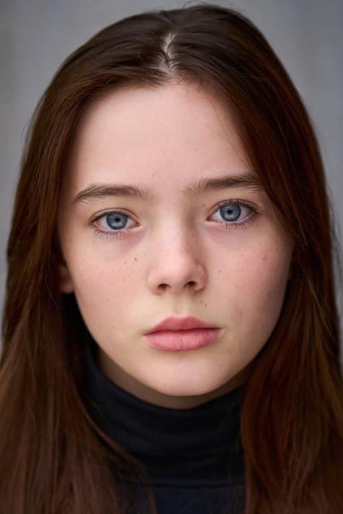 Ava Petsch foto