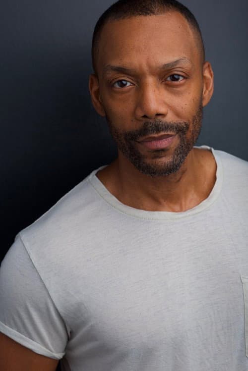 T. Oliver Reid foto